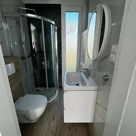 別荘 Przy Kolonijnej